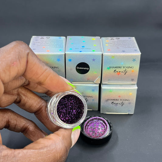 Queenship Chrome Eyeshadow