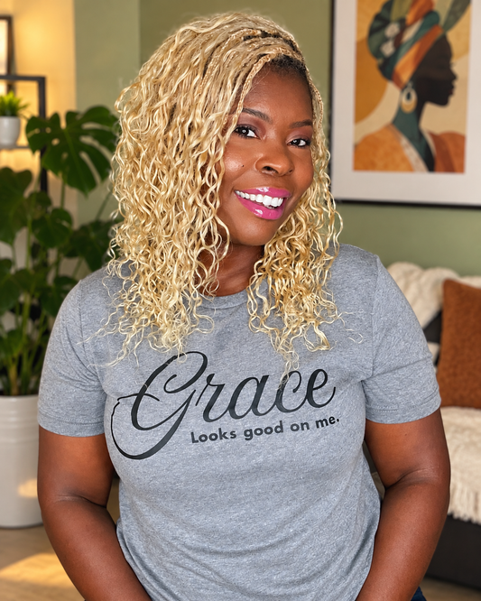 Grace Looks Good On Me - Statement Tee - Deep Heather Grey